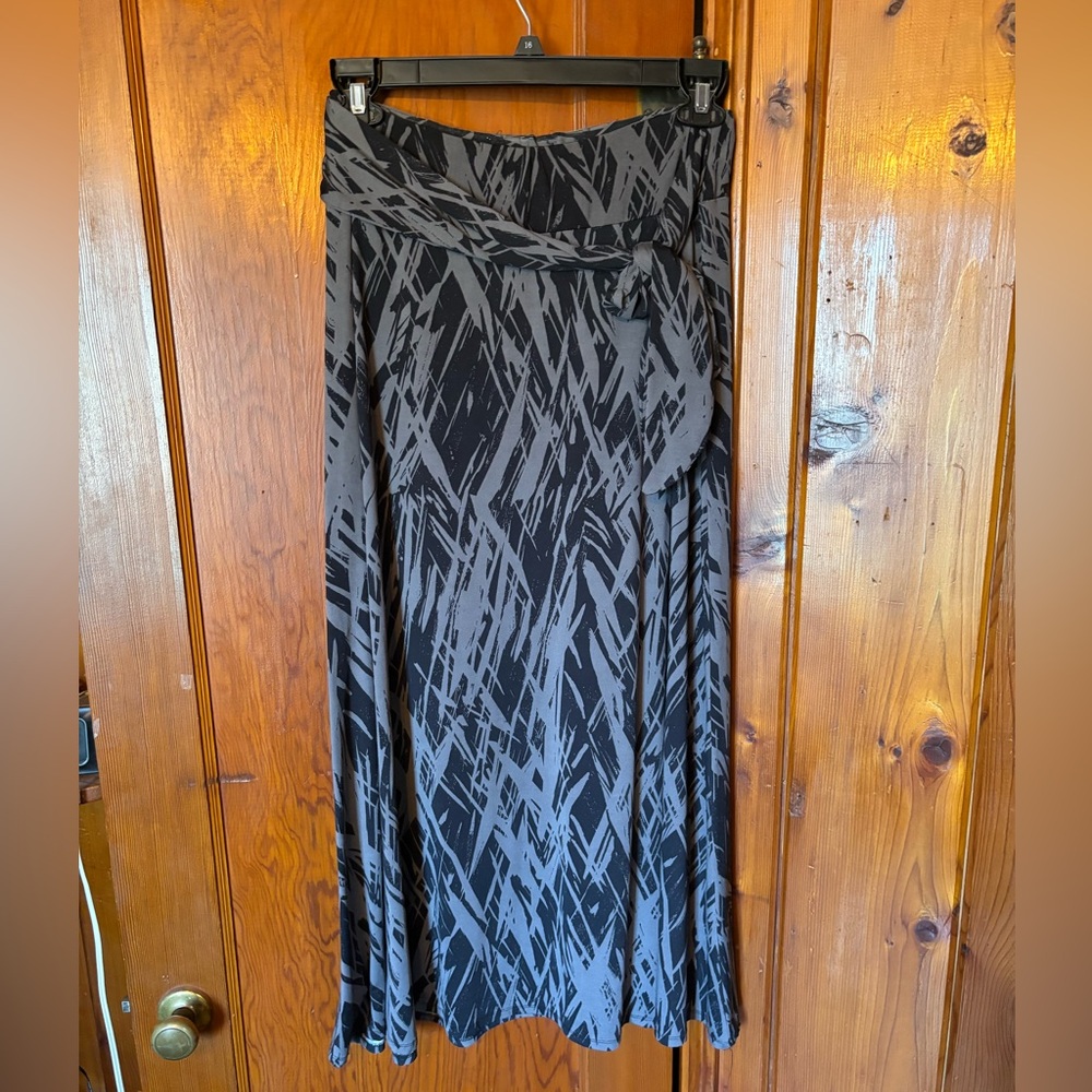 Abstract print Midi skirt